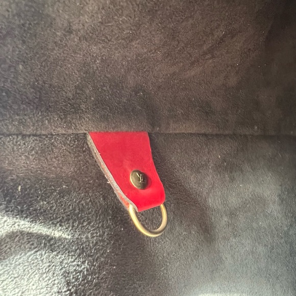 LOUIS VUITTON Petit Noe Drawstring Shoulder Bag Epi Leather Castilian Red - Picture 7 of 16